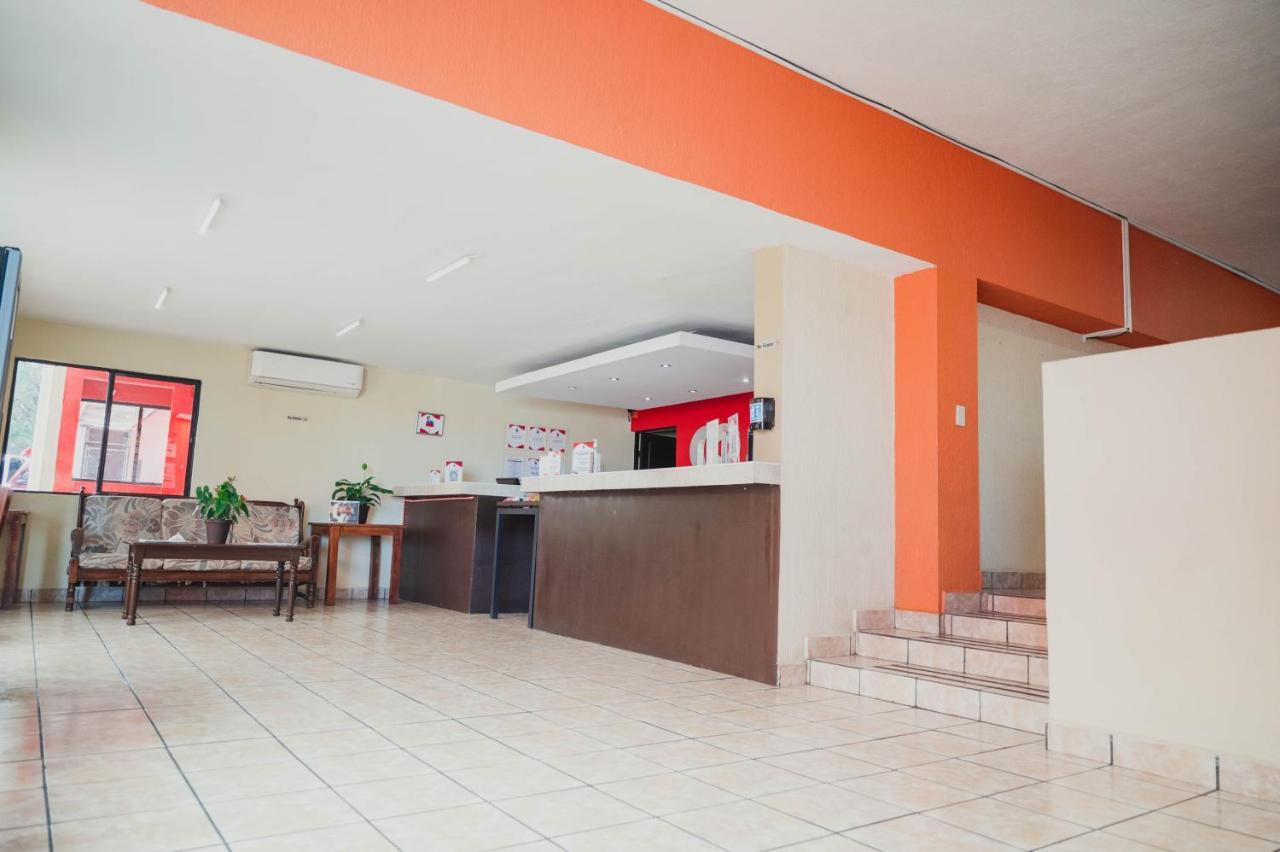 Hotel La Fuente, Saltillo Exterior photo